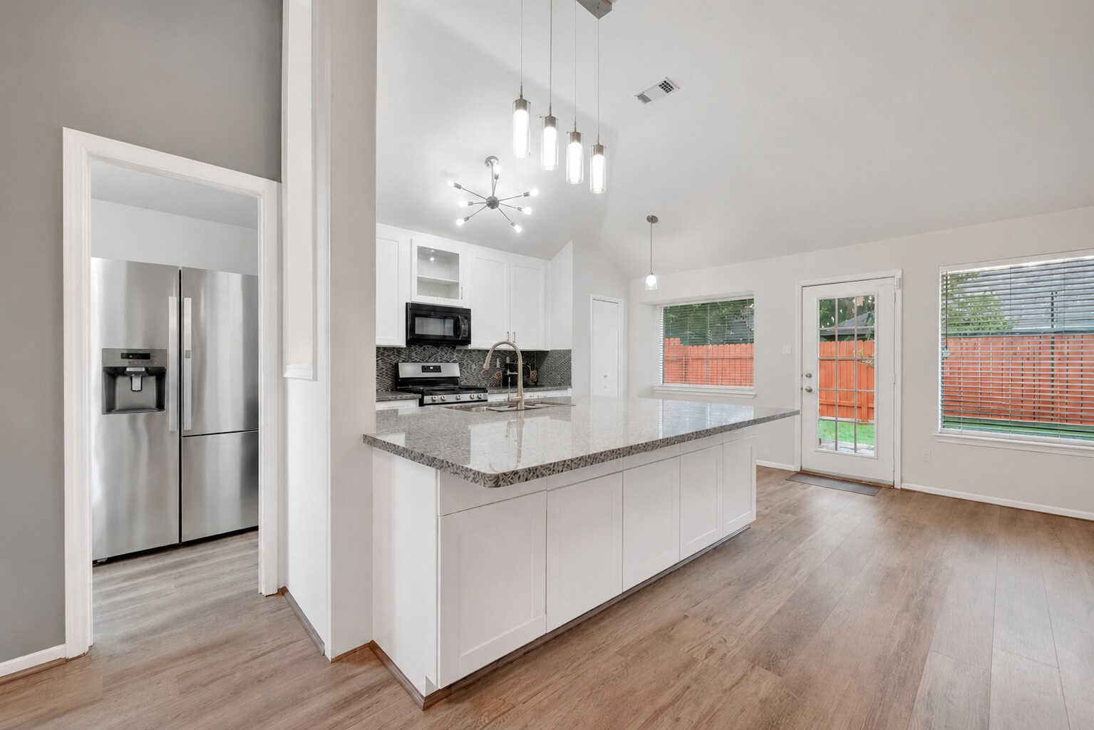 Building Photo - 17402 Hamilwood Dr