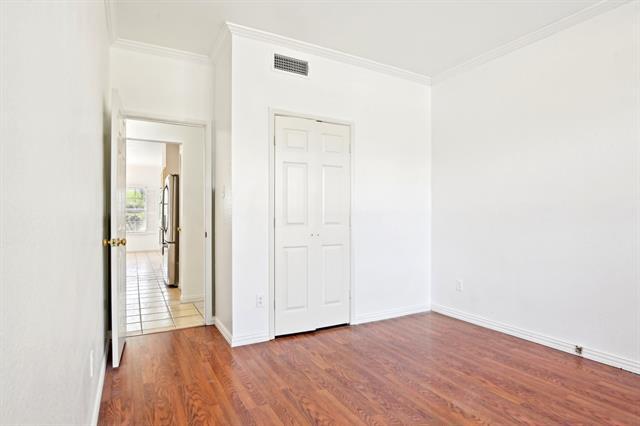 Building Photo - 2320 Dampton Dr