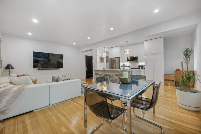 Building Photo - 47 Lafayette Pl