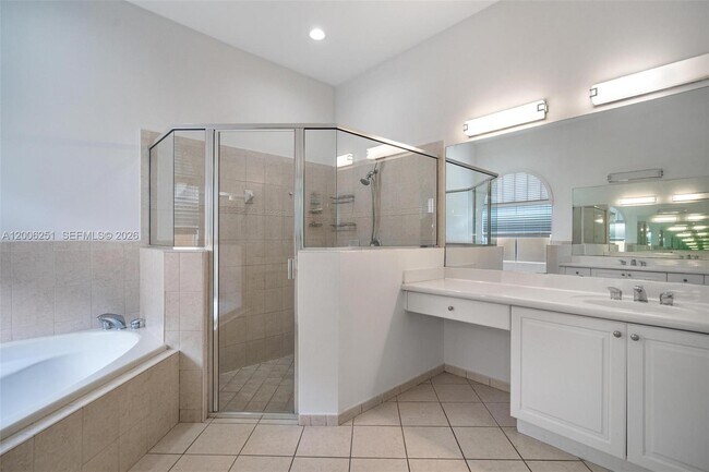 Building Photo - 1581 SW 155th Ct