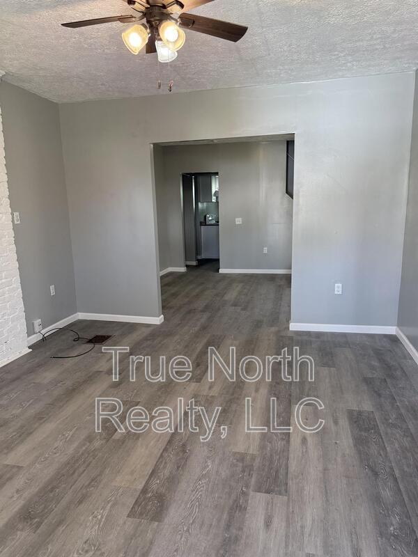 Building Photo - 521 S Wayne Ave