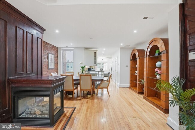 Building Photo - 56 Adams St NW