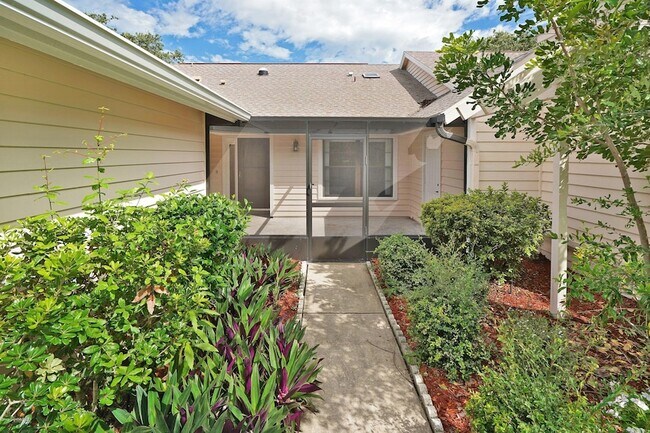 Building Photo - 840 Ridge Lake Dr