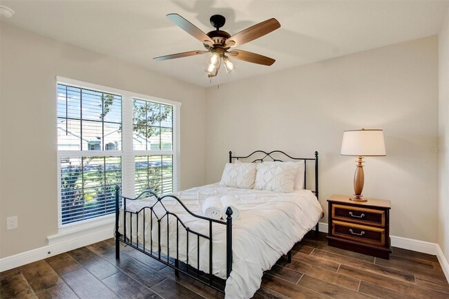 Building Photo - 6028 Sundown Dr