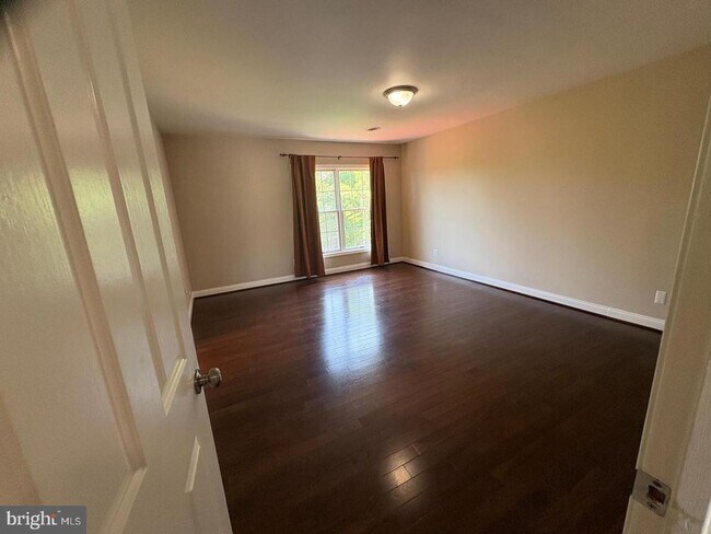 Building Photo - 12435 Turtle Dove Pl
