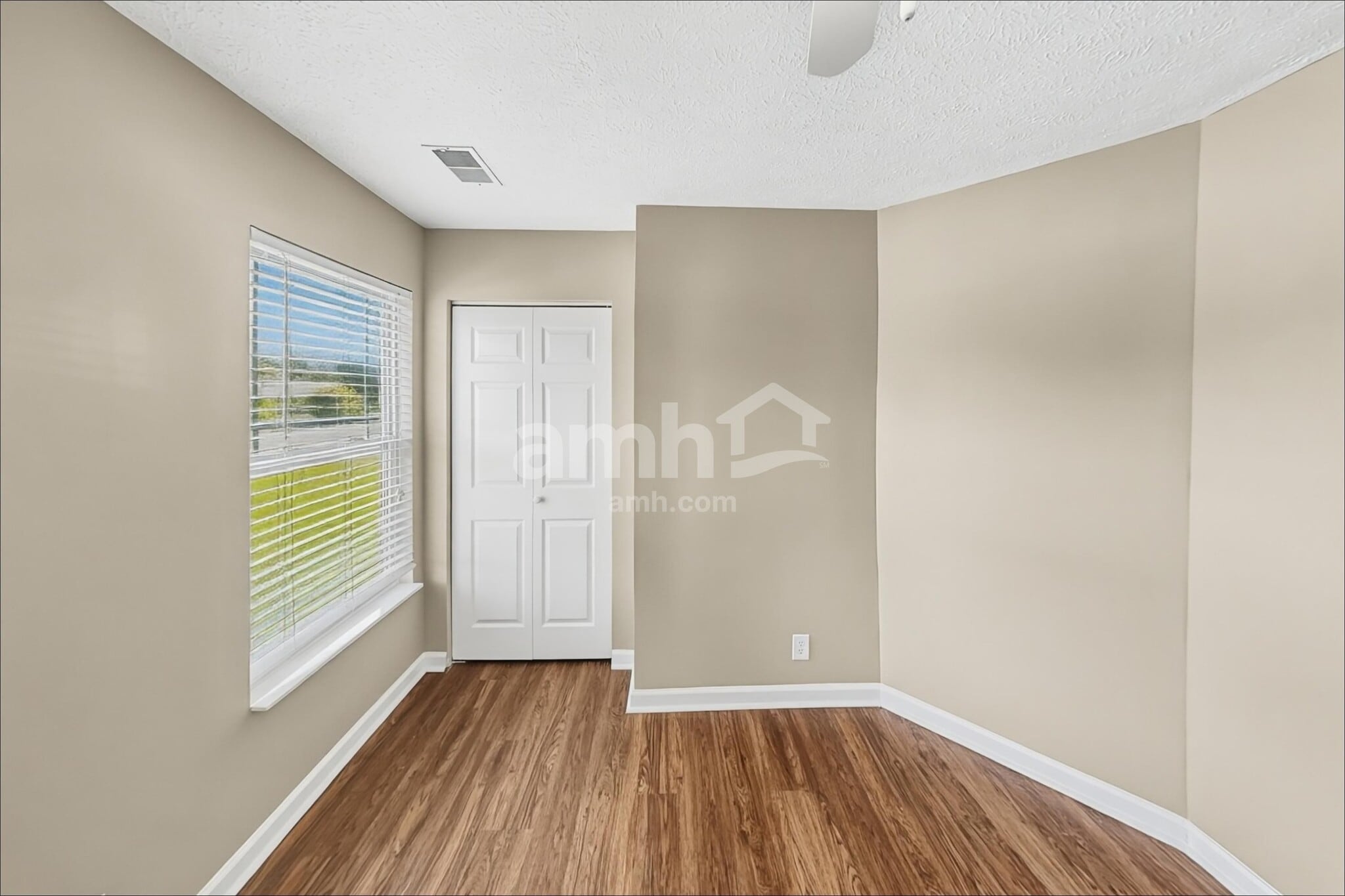 Building Photo - 2990 Buckner Ln