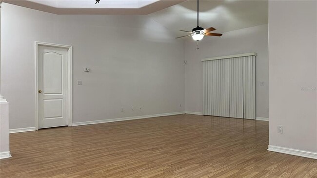 Building Photo - 534 Lake Sumner Dr