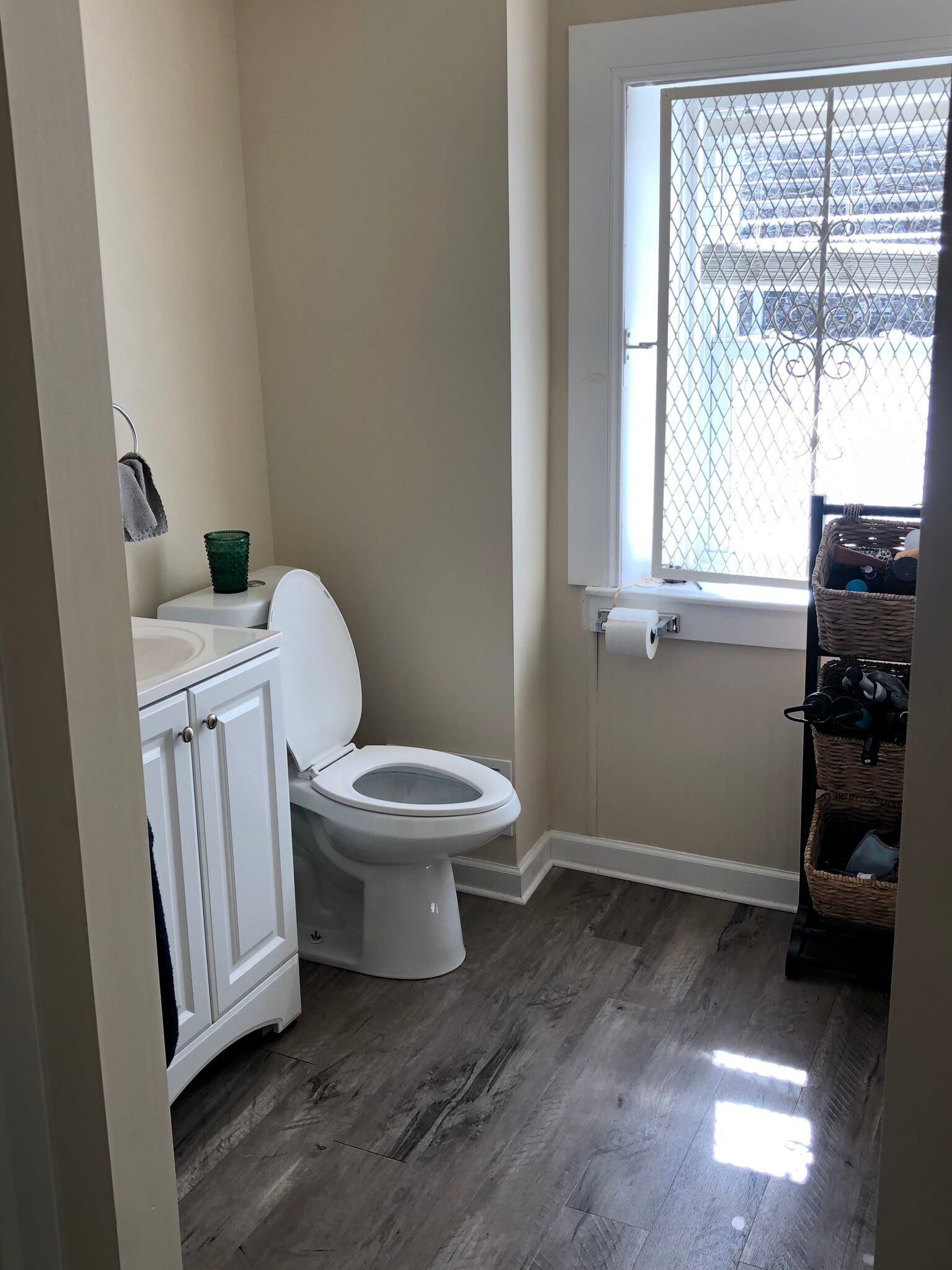 master bath - 4346 Cresson St