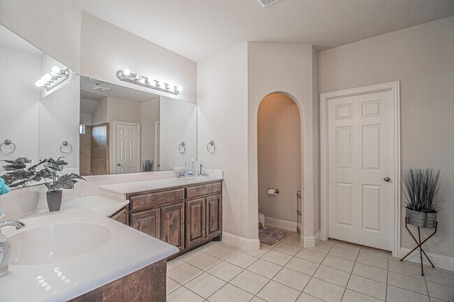 Building Photo - COMING SOON! BEAUTIFUL Grand Home in Benbrook!