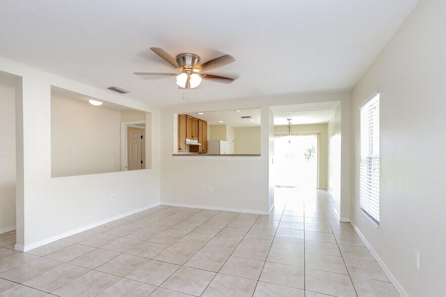 Building Photo - 11805 Prickly Pear Way