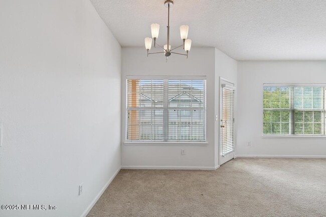 Building Photo - 7202 Deerfoot Cir