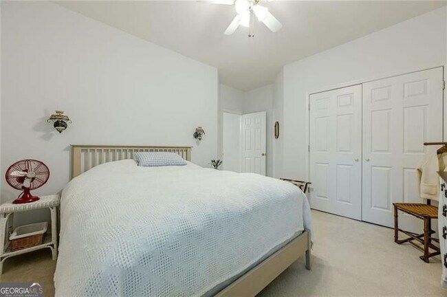 Building Photo - 322 Pebble Trail