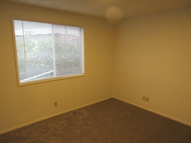 Building Photo - One Bedroom Apartment by Bush Park