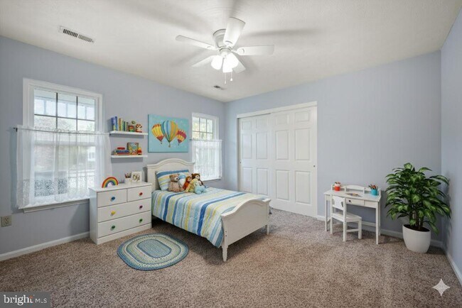 Building Photo - 112 Jefferson Ct