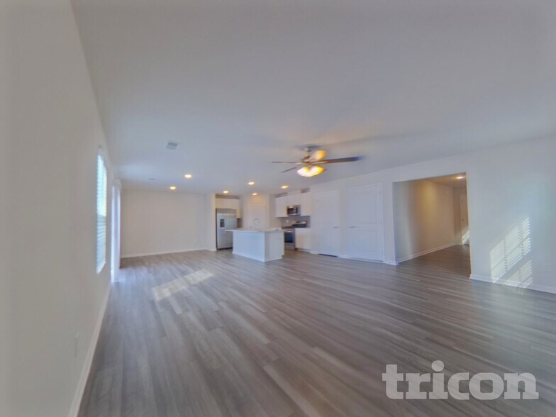 Building Photo - 3093 Whispering Willows Ct