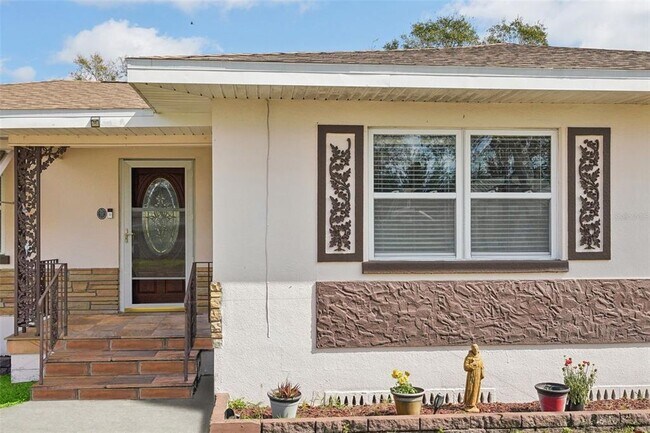 Building Photo - 1369 Whitacre Dr