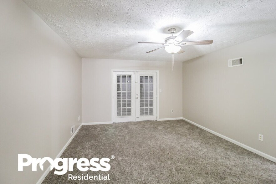 Building Photo - 6875 Fielder Ct