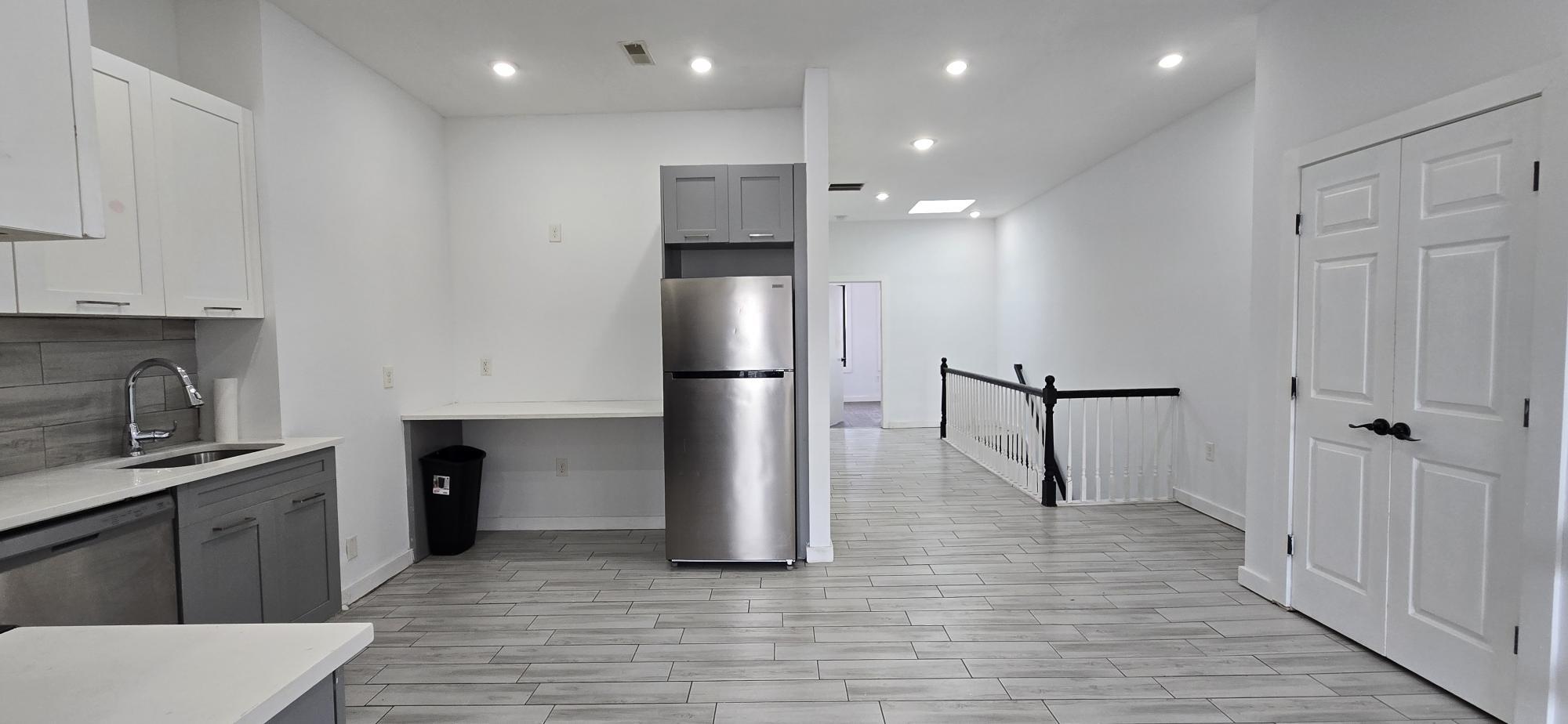 Unit 3 - 487 Ocean Ave