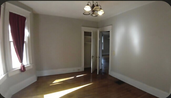 Building Photo - 907 Lexington Ave