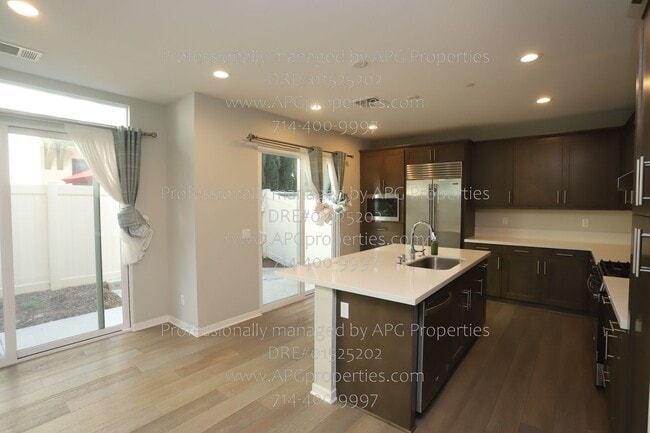 Building Photo - 2041 N Orange Olive Rd