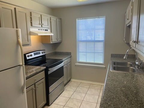 Building Photo - 1723 James Buchanan Dr