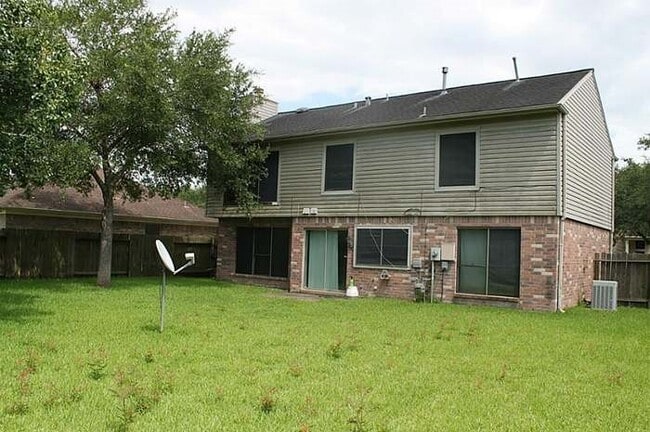 Building Photo - 3118 Rimrock Dr