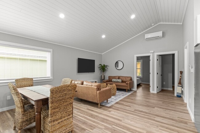 Building Photo - 122 Long Pond Loop