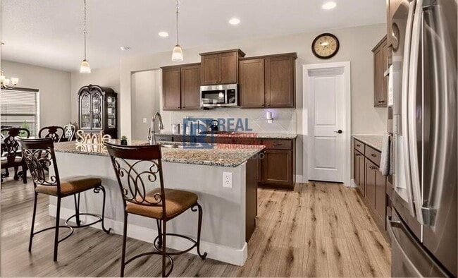 Building Photo - 6687 Rolling Creek Dr