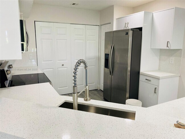 Building Photo - 12498 SW 54th St