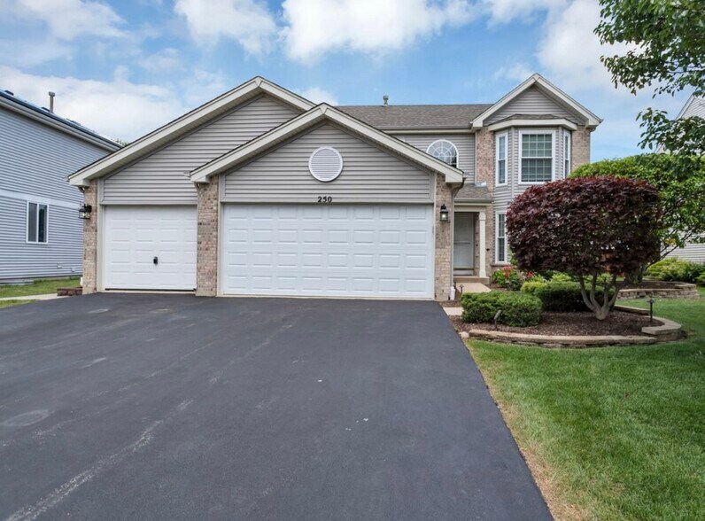 Building Photo - 250 Ferryville Dr