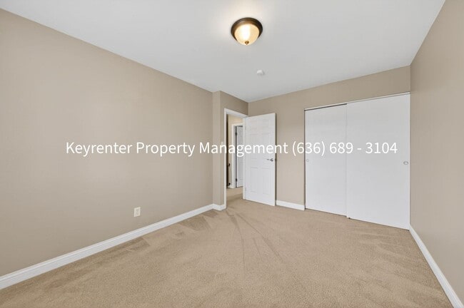 Building Photo - Spacious Updated 4-Bedroom Home in Prime Chesterfield Location