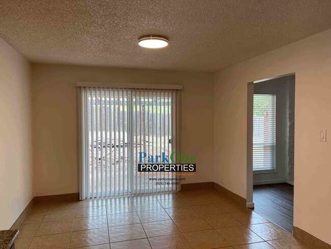 Building Photo - House With Paved Side Yard and Spacious Backyard in Pinole Now Available!!
