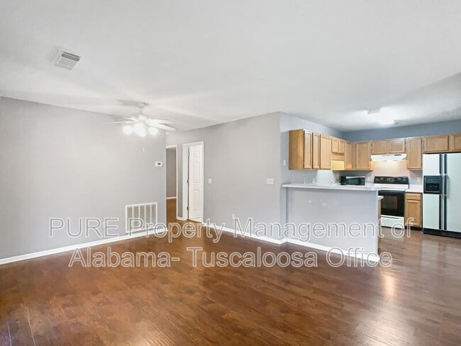 Building Photo - 2751 Meadowlark Ln