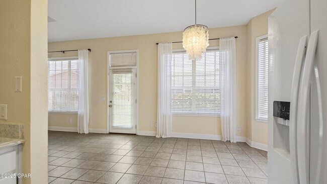 Building Photo - 139 Bonaire Dr