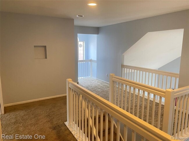 Building Photo - 39206 Silverthorne Bend