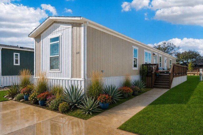 Building Photo - 1606 American Dr