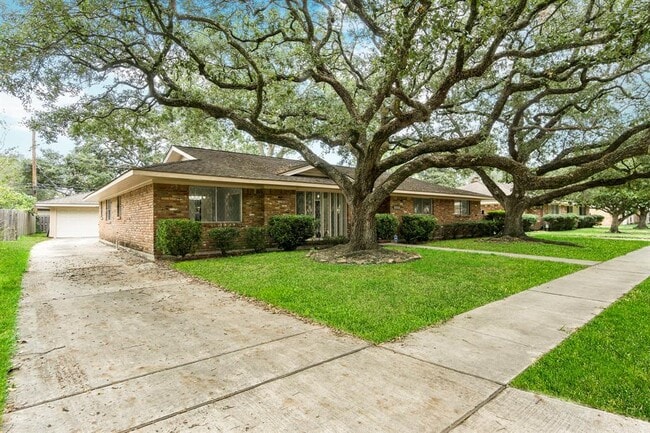 Building Photo - 5338 Rutherglenn Dr