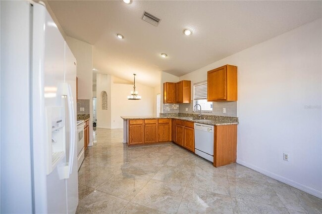 Building Photo - 1876 Holton Rd