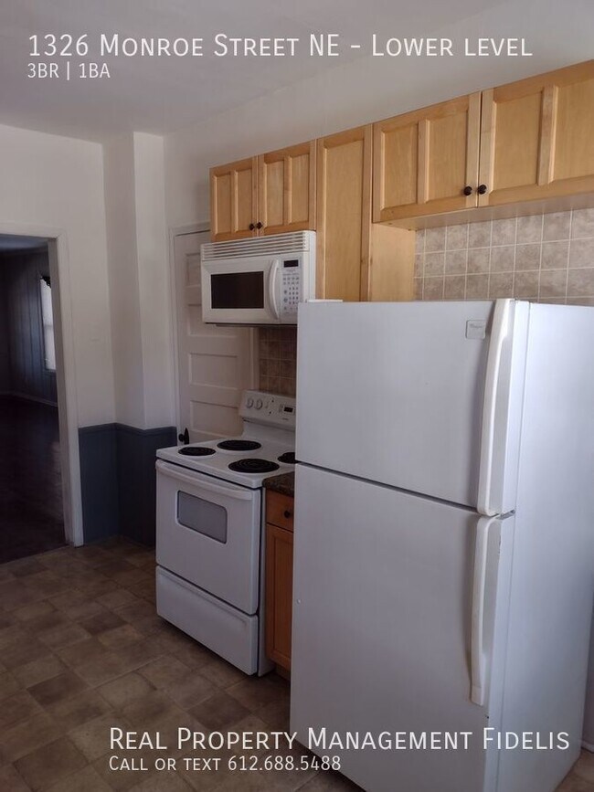 Building Photo - 1326 Monroe St NE