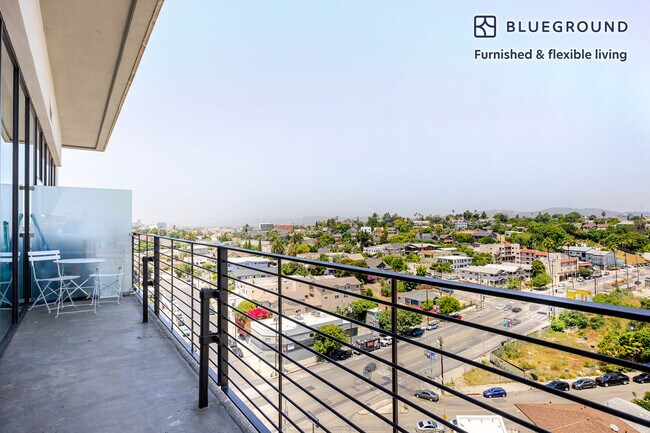 Building Photo - 1115 W Sunset Blvd