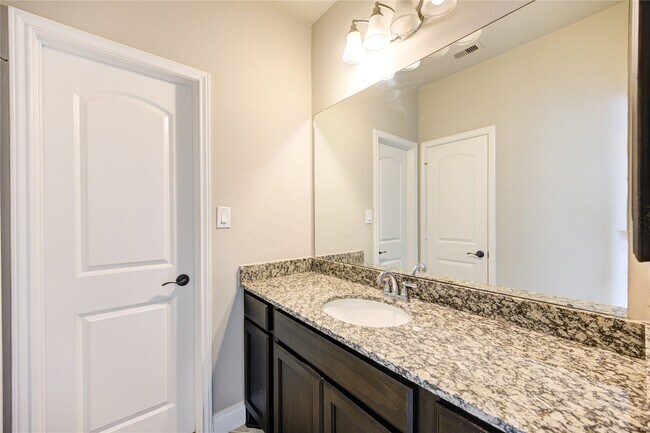 Building Photo - 4207 Abigail Wy