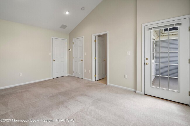 Building Photo - 86 Deepwater Cir