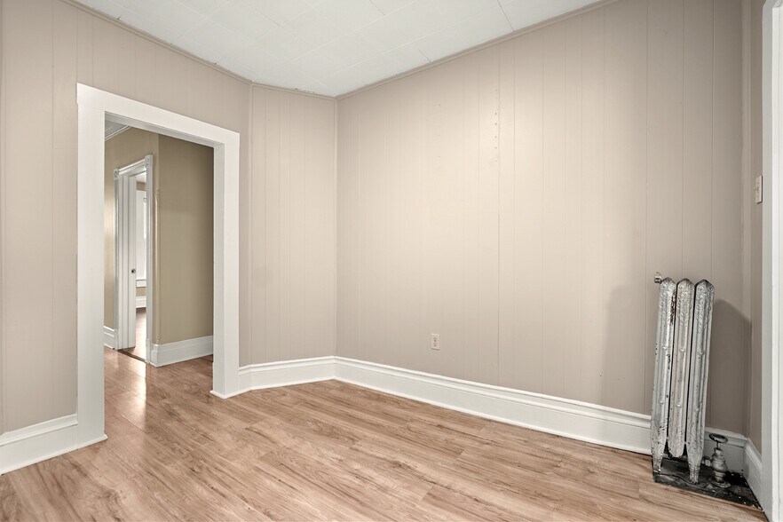 Living Room - 334 1st St