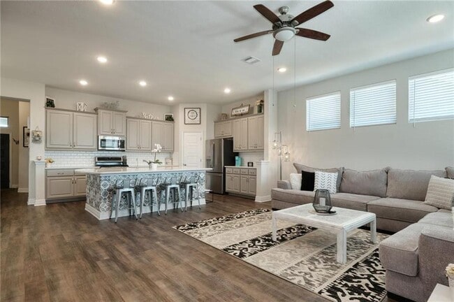 Building Photo - 229 Bonnet Blvd