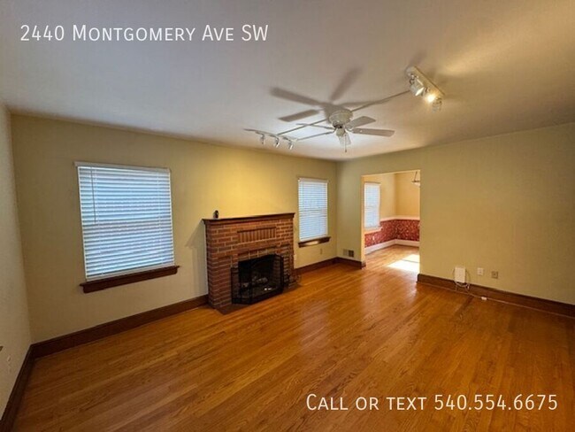 Building Photo - 2440 Montgomery Ave SW