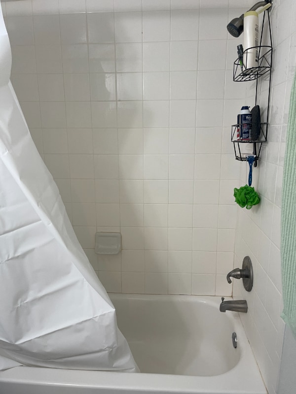 Building Photo - 7210 N Manhattan Ave