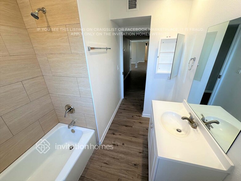 Building Photo - 3628 W Ironwood Dr