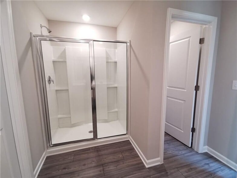 Building Photo - 4616 Waxwing St