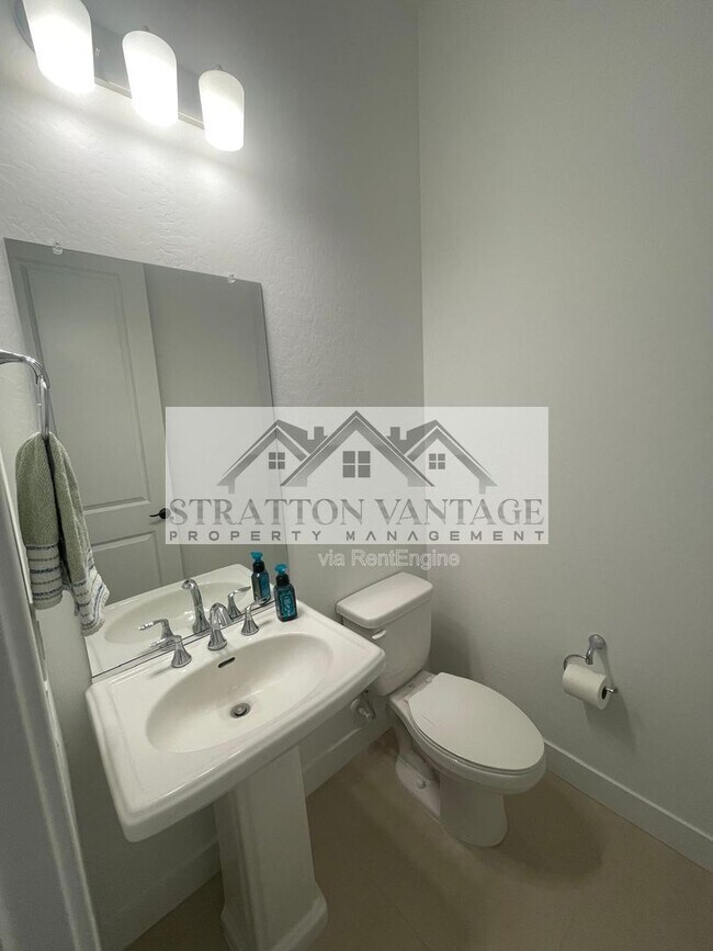 Building Photo - 20457 E Silver Creek Ln