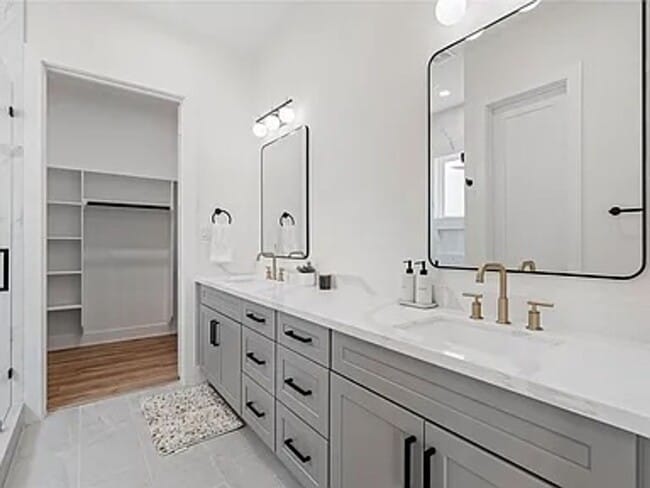 Building Photo - 6532 Weston St